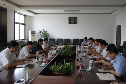 集团公司领导陈万光、石学让、陈瑞江到新风光公司调研工作